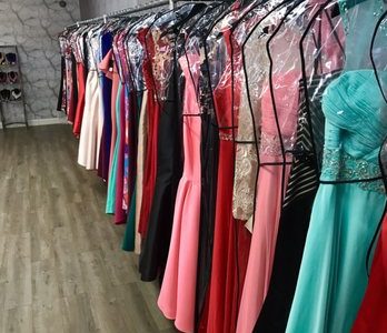 Diseño Único Boutique: Moda Exclusiva y Elegante