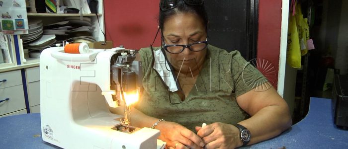 Dilia Costurera Experta: Máquinas de Coser y Artesanía Tradicional